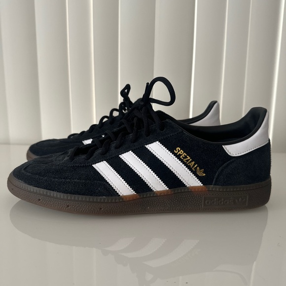 Adidas Handball Spezial - Picture 1 of 4